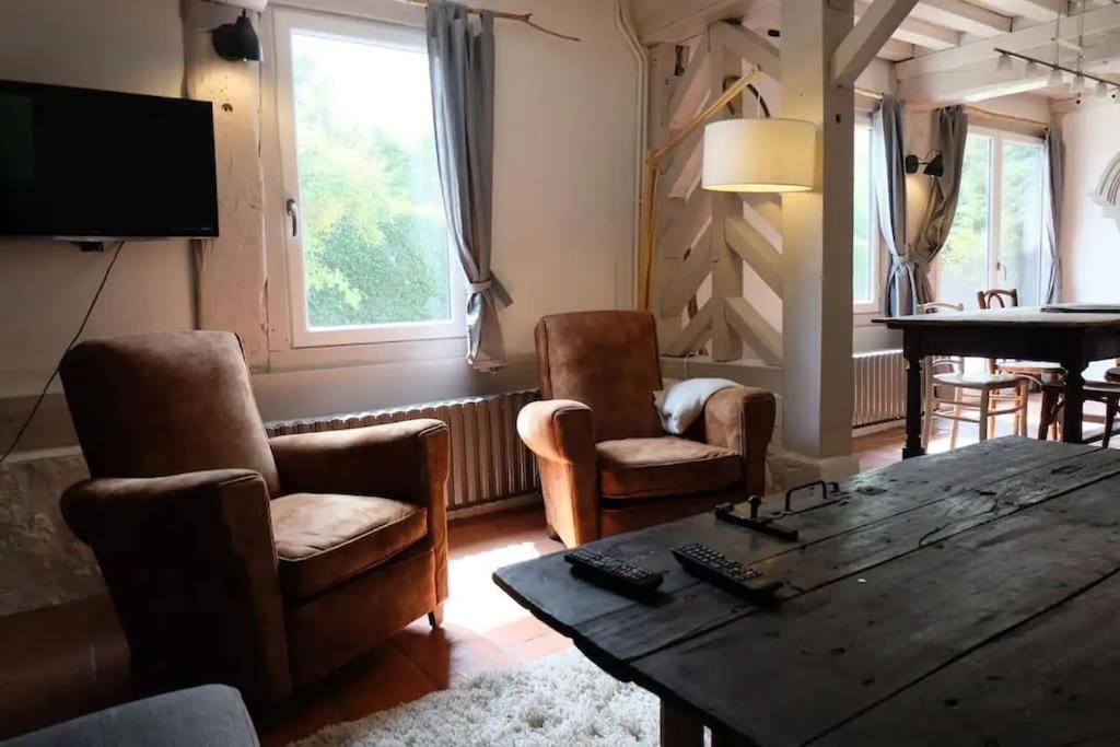 Maison A Colombages Pres De Deauville, Trouville Formentin Экстерьер фото